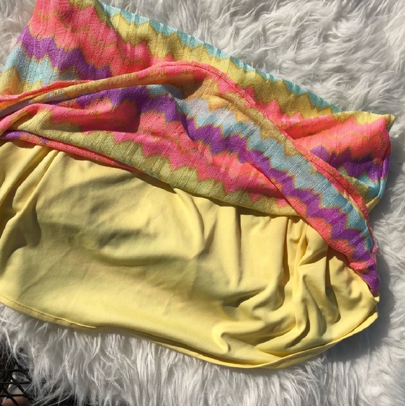 Lilly Pulitzer Laya Chevron Dress Size Medium - Picture 4 of 7